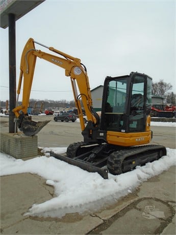 12,000lb Mini Excavator w/ Cab