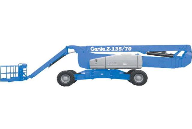 135' Articulated Boom Lift