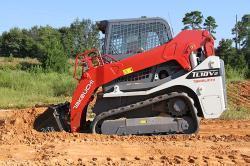 Tracked Skid Loader 10,000-11,000 lbs w/ Cab
