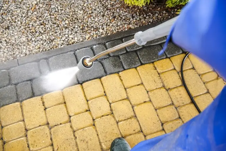 Blog 3 pressure washing driveway